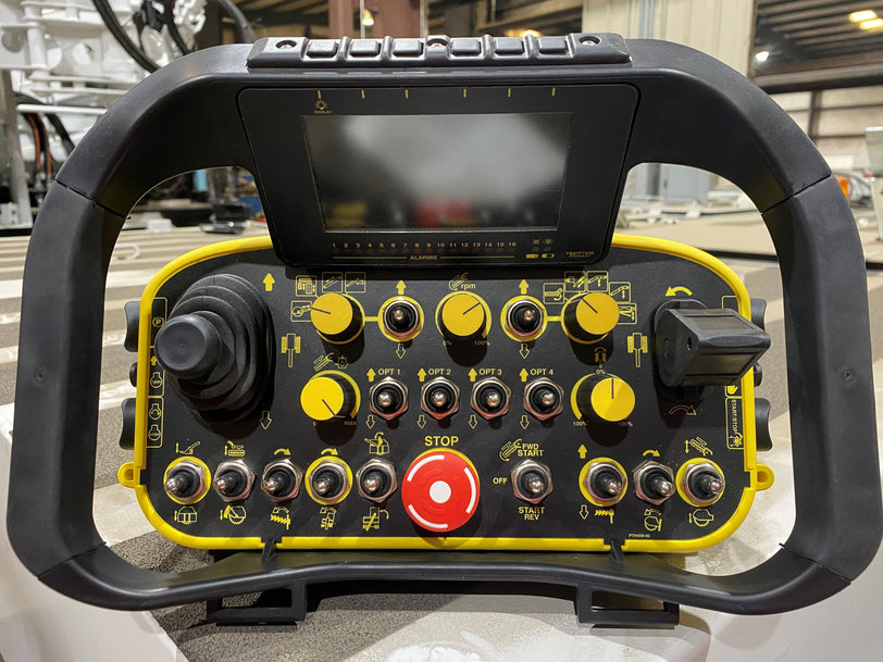 TRENCHER RADIO CONTROL SYSTEM
